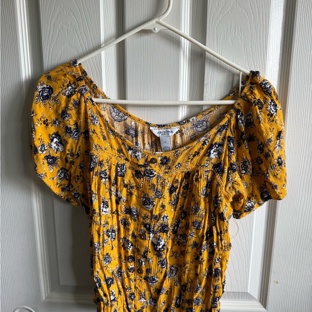 Arizona Jean Company Yellow Floral Blouse